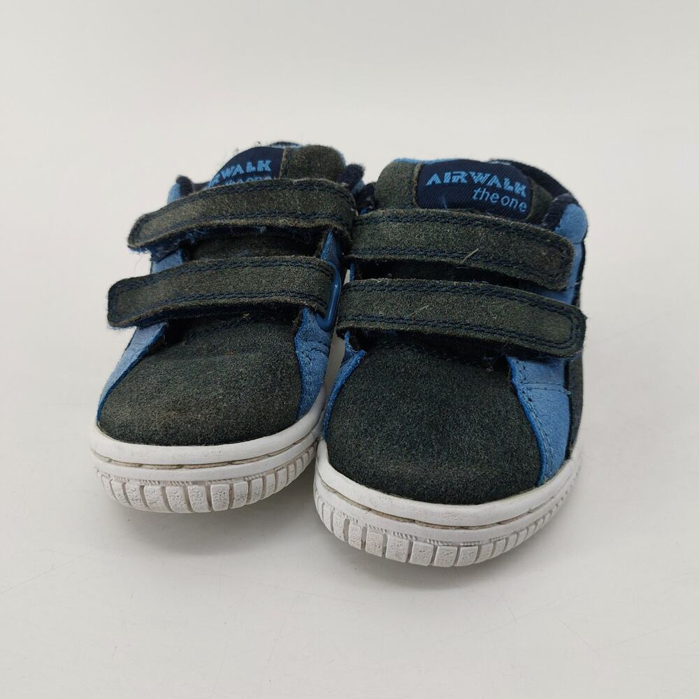 Airwalk Leather Upper Size 6.5 Toddler Hook & Loop Boys
